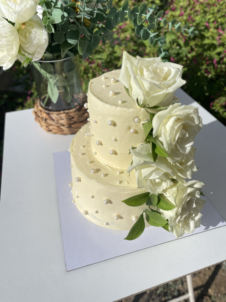 Engaged cake3
