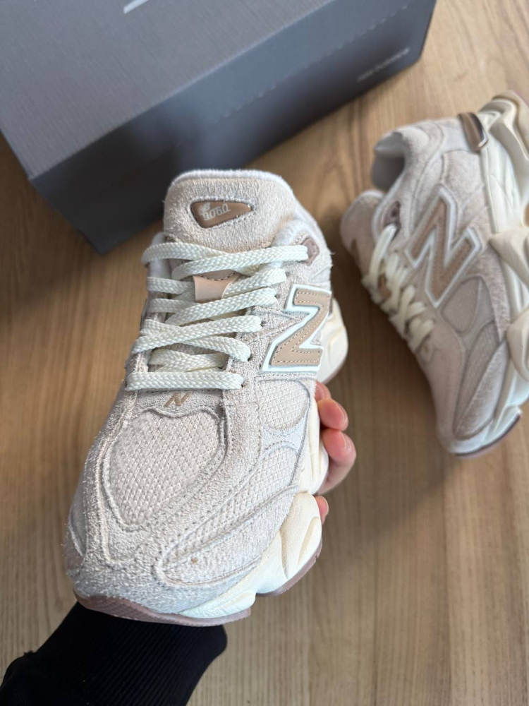 New Balance 9060 Bisque Sea Salt