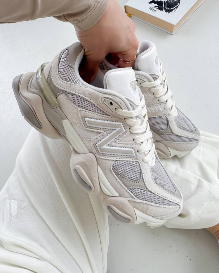 New Balance 9060 Grey Moonbeam