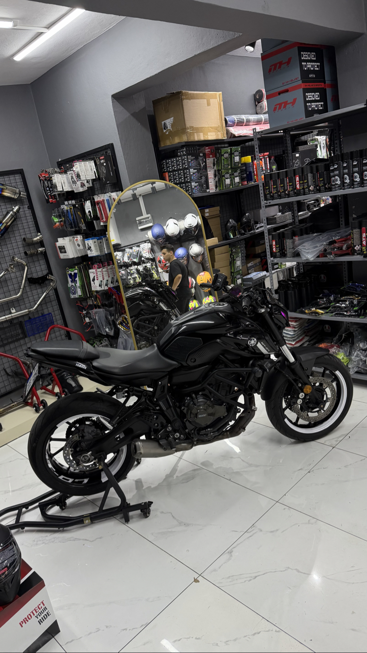Yamaha Mt-07 Özel Tasarım Jant Şeridi Sticker
