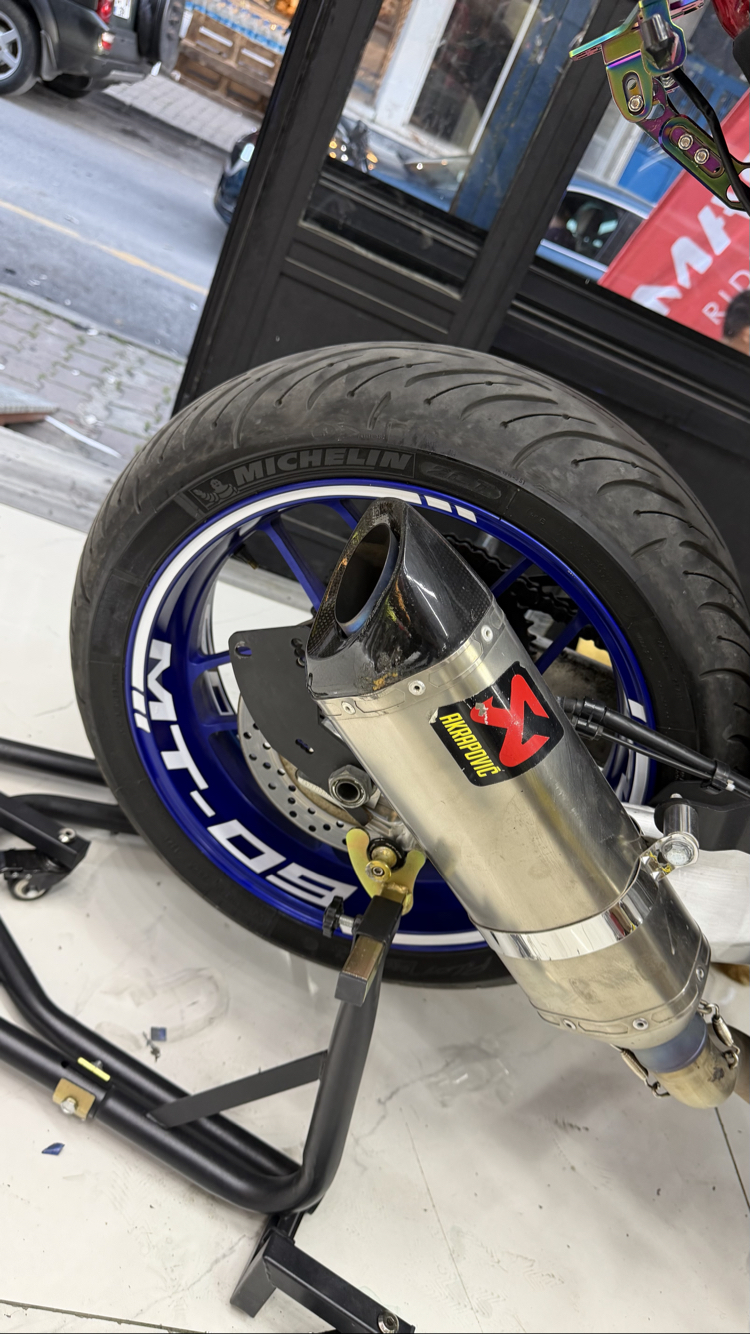 Yamaha Mt-09 Özel Tasarım Jant Şeridi