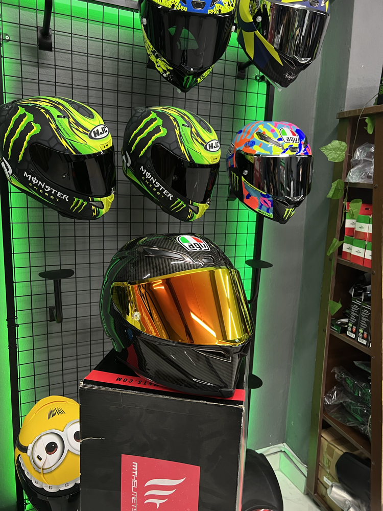 AGV PİSTA GP RR LİQUİD CARBON EDİTİON