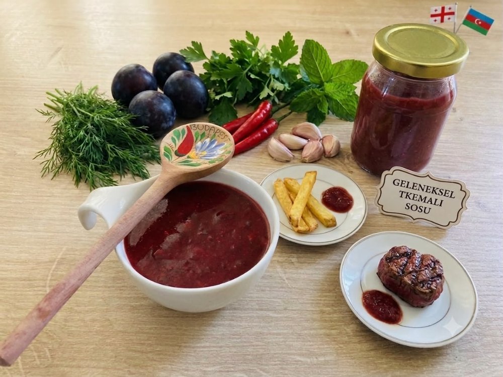 Tkemali Sos (Gürcü Eşlikçi Sos)