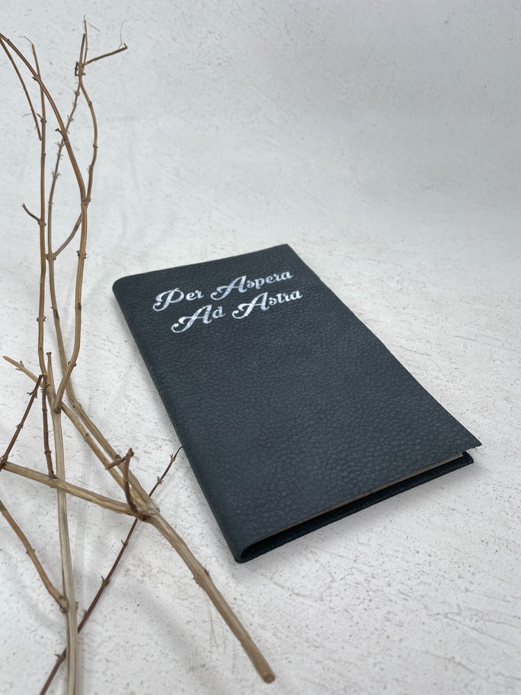 Per Aspera Ad Astra - Gri Deri Defter (Küçük) - L.K - Tomoe River Defter