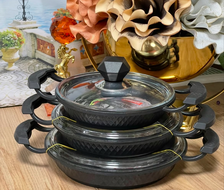 Kapaklı döküm sahan set