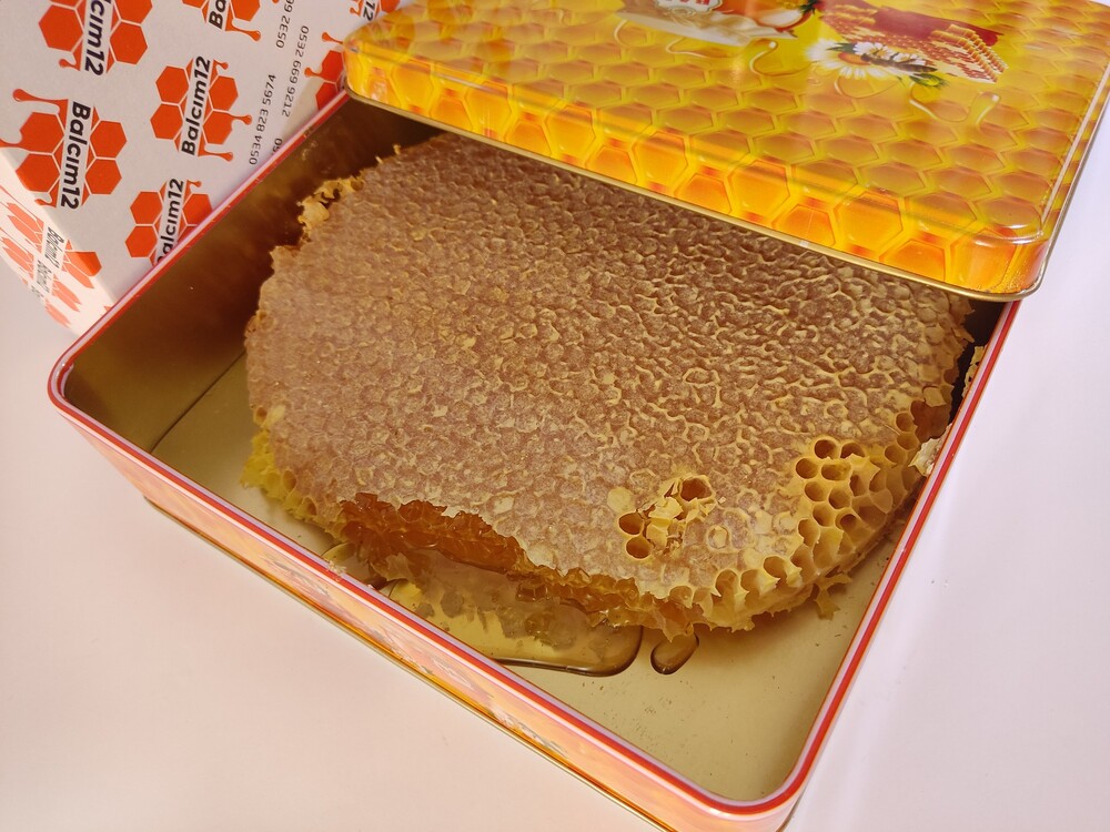 DOĞAL MUMLU YAYLA KARAKOVAN ÇİÇEK BALI net 1 kg