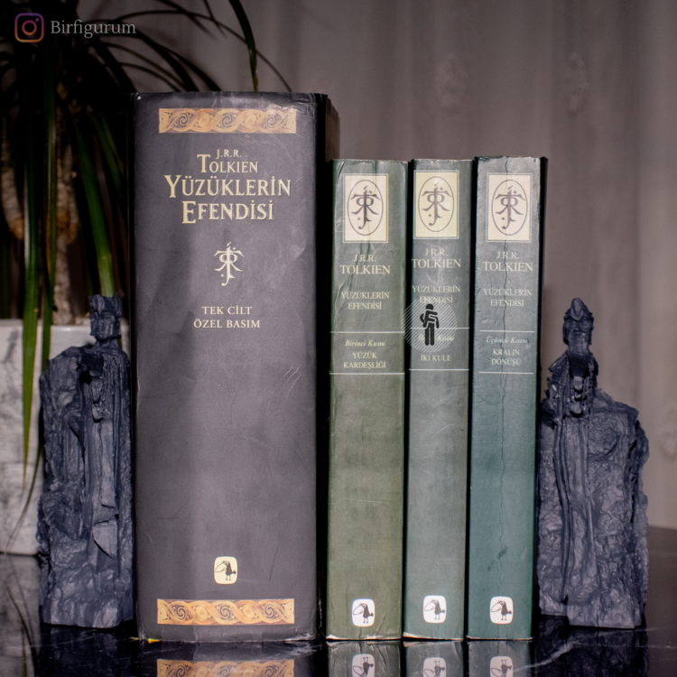 Argonath Kitap Tutucu