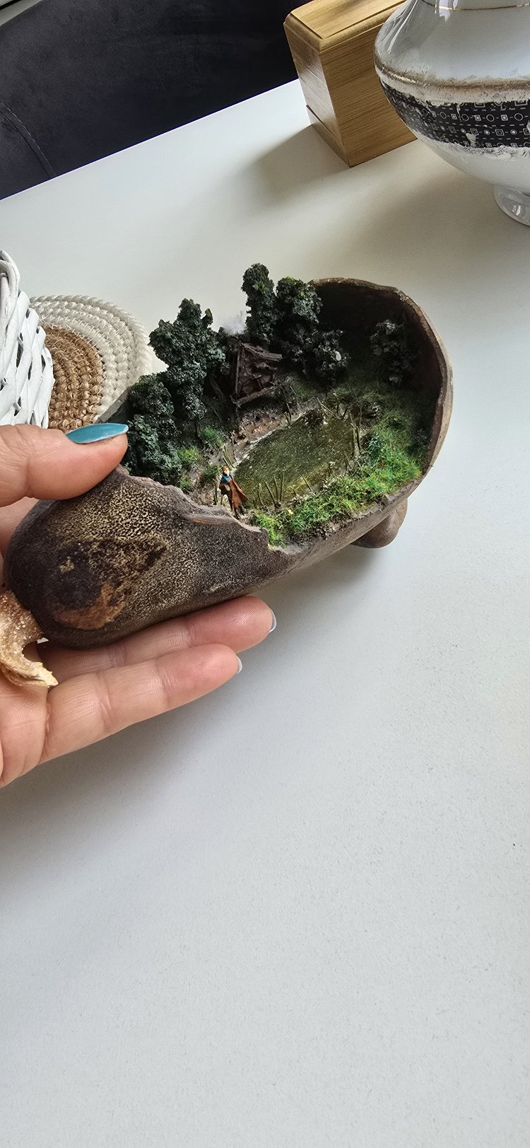 kabak içinde göllü diorama