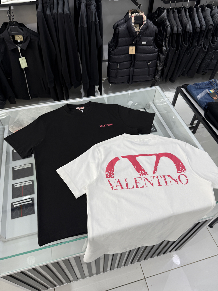 VALENTINO SIRT BASKILI PREMİUM TİŞÖRT (SİYAH)
