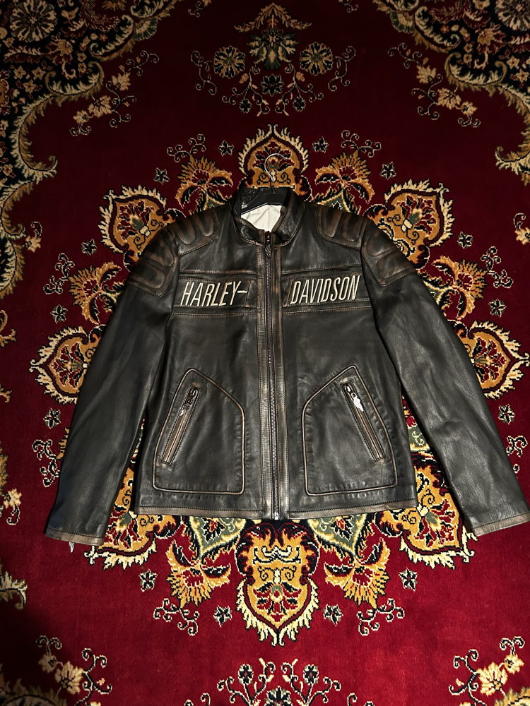 Harley Davidson Victory Lane (Distressed)