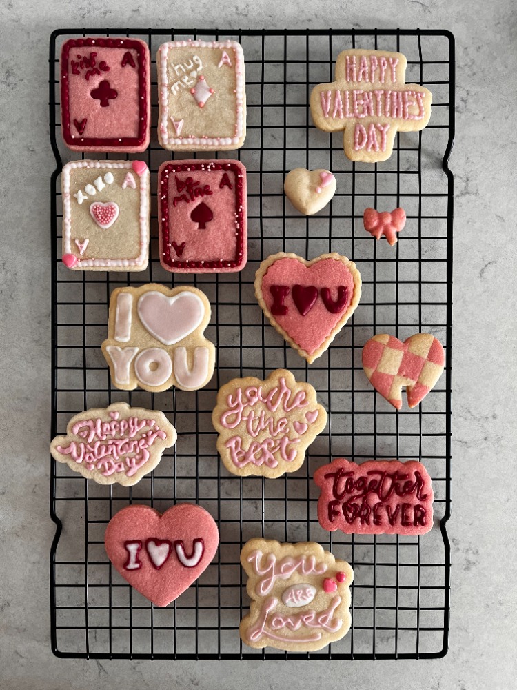 Sweet Valentine Cookie Jar 
