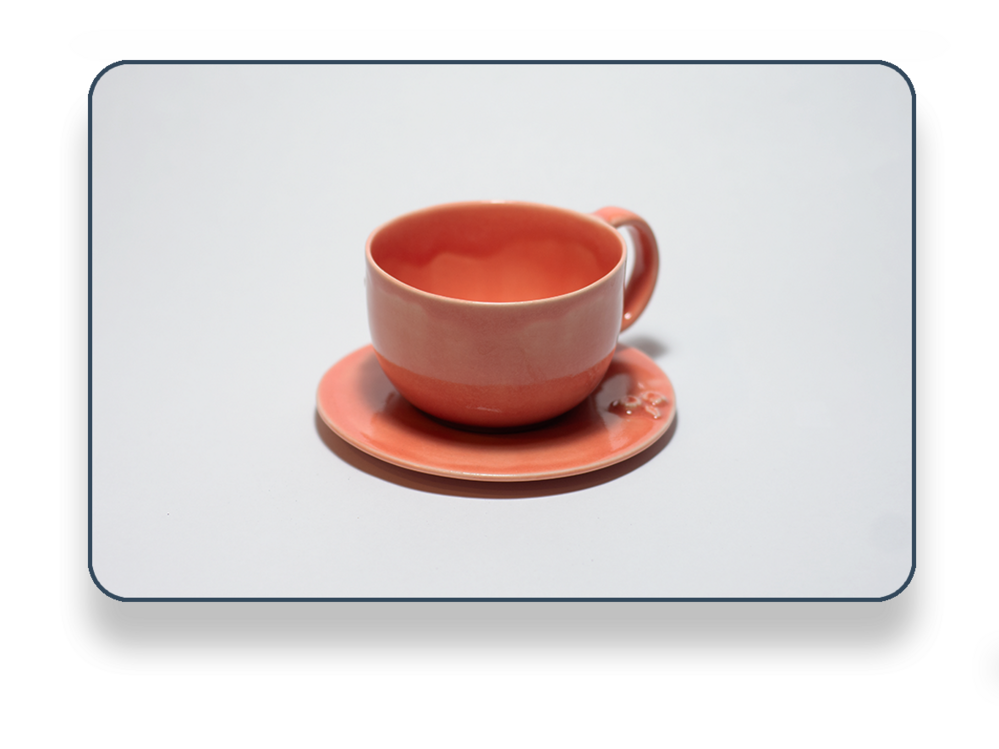 Stoneware Çiçekli Fincan ve Tabağı