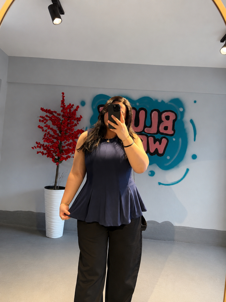 Lacivert Fırfırlı Bluz