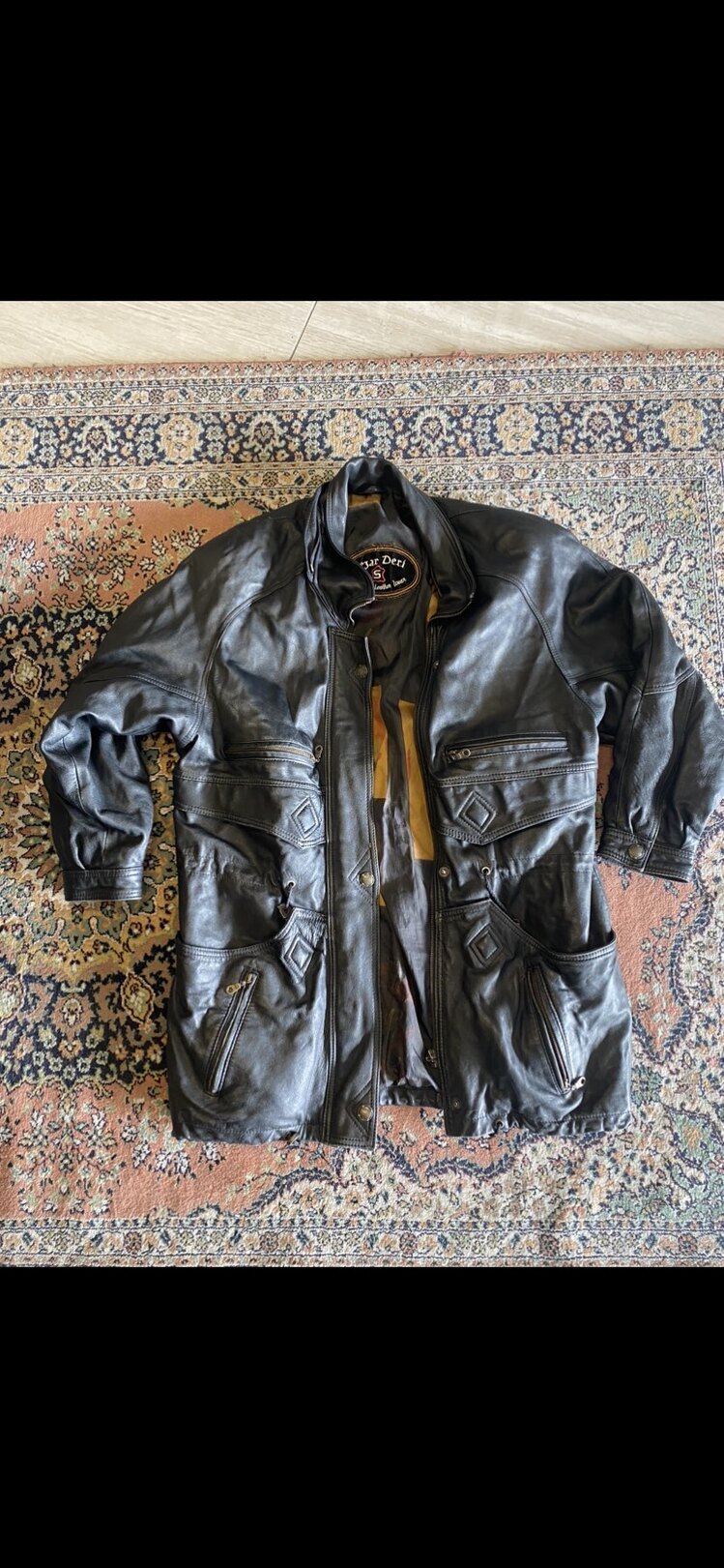 Sezar leather