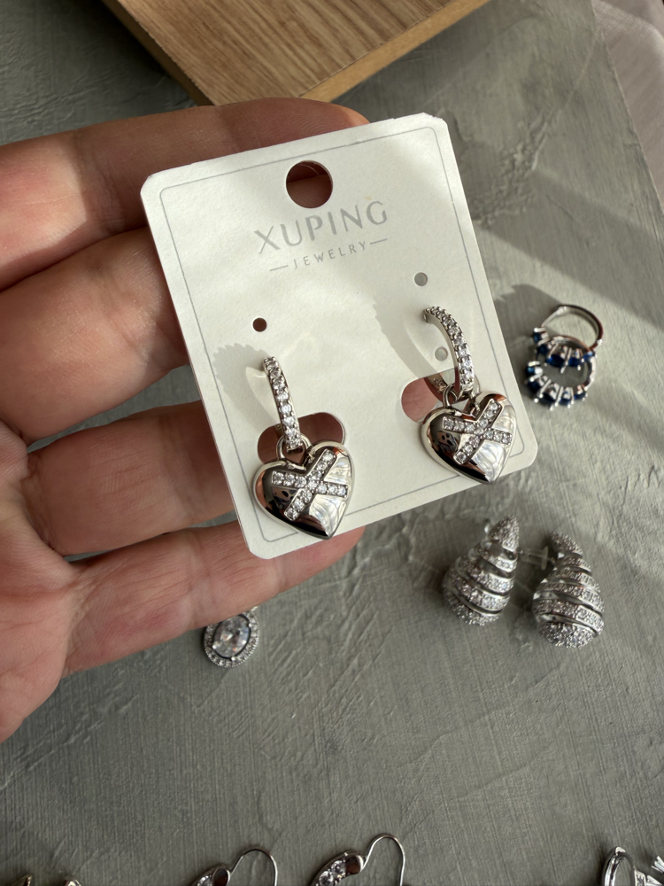 Zirkon Taşlı X Detaylı Kalp Halka Xuping Küpe