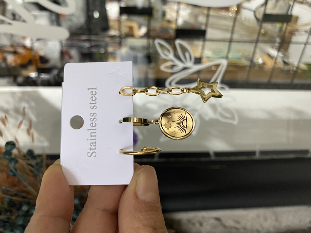 Üçlü Çelik Gezegen Küpe