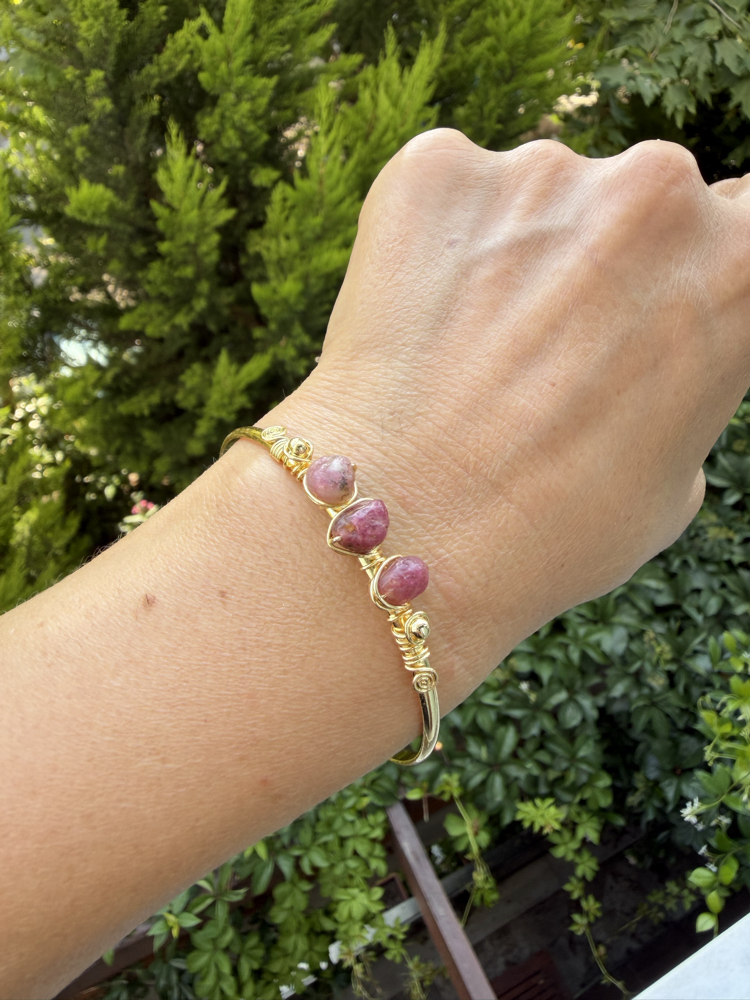 Ham Pembe Turmalin Gold Renk Cuff Bileklik 