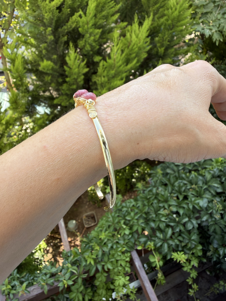 Ham Pembe Turmalin Gold Renk Cuff Bileklik 