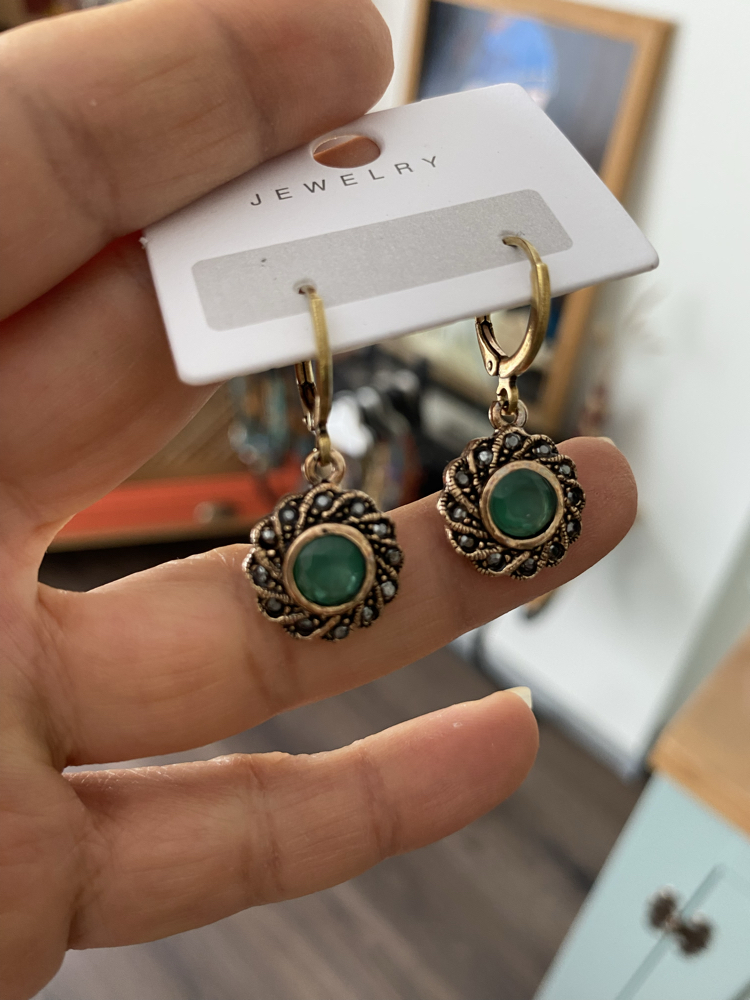 Yeşil Oniks Taşlı Vintage Bronz Küpe