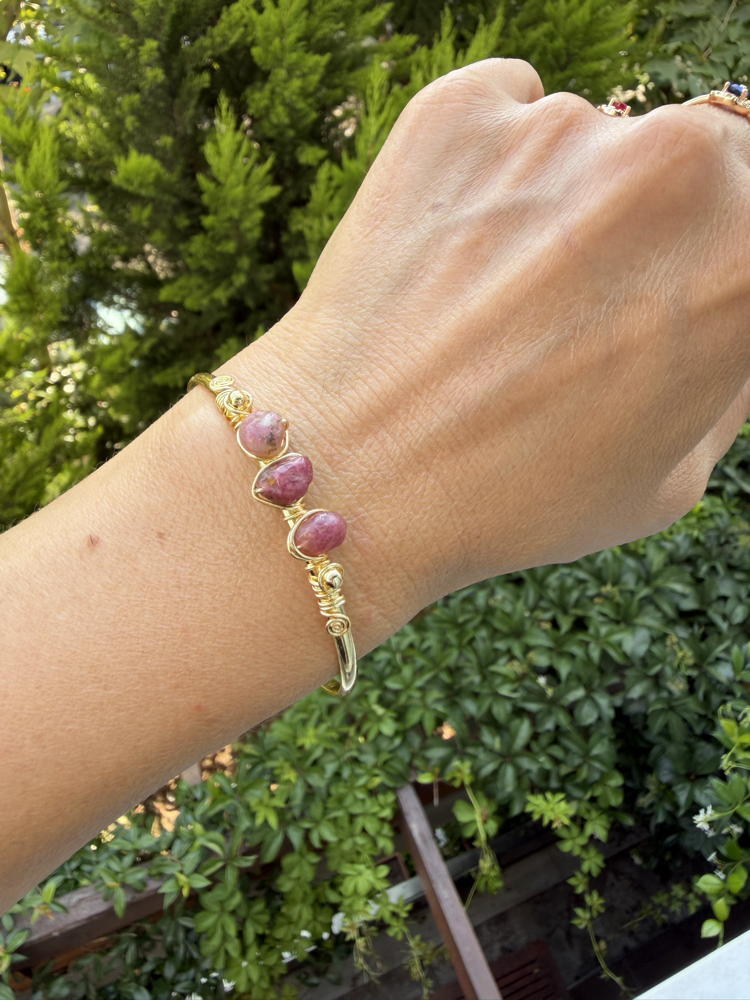 Ham Pembe Turmalin Gold Renk Cuff Bileklik 
