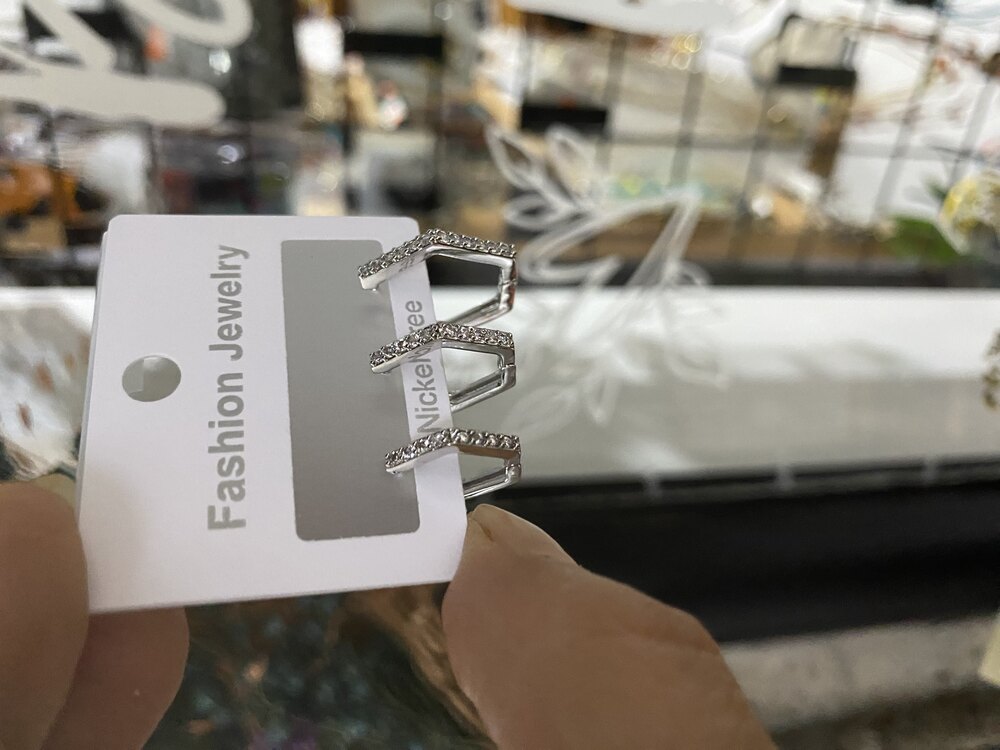 Vip Taşlı Beşgen Küpe