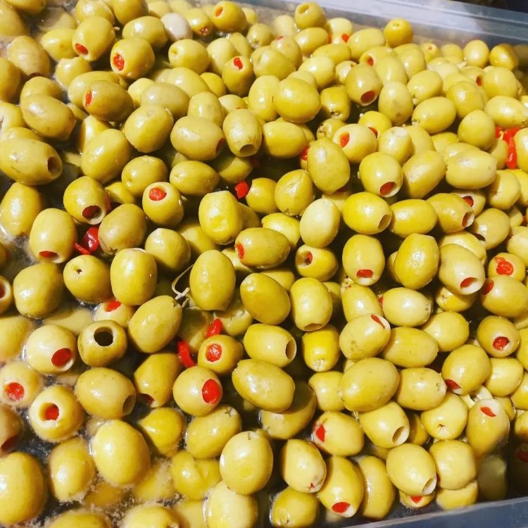 1 Kg Yeşil Biberli Zeytin