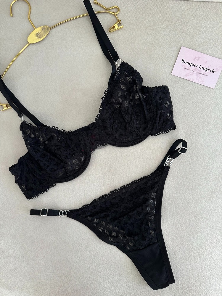 Siyah Dantel Detaylı Bra Set