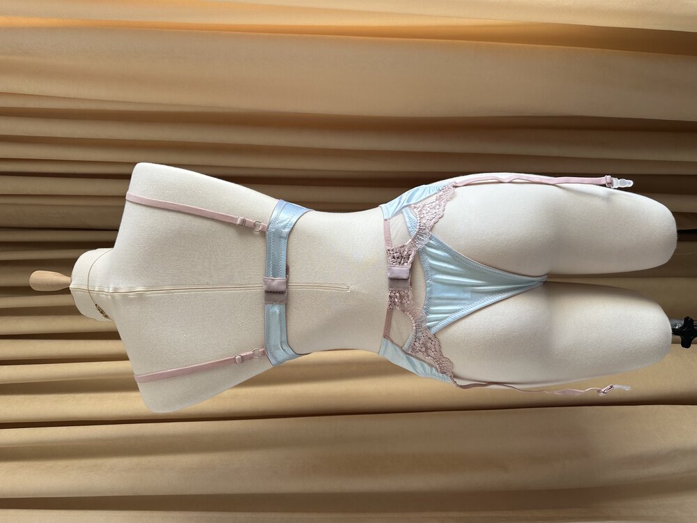 Rosy Jartiyer Set