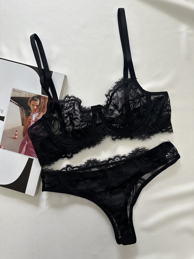 Siyah Dantel Detaylı Bralet Takımı