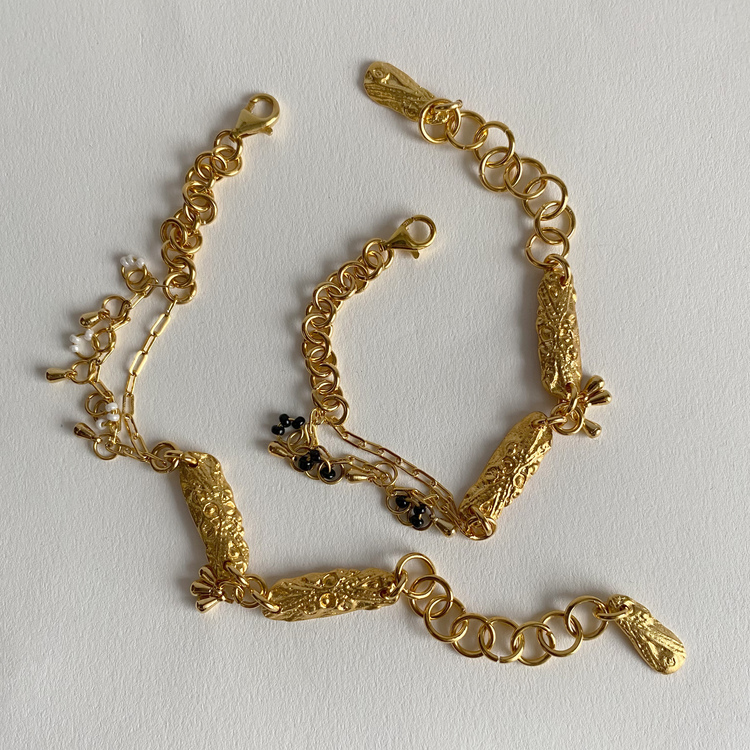 Brambuta Enuma Bileklik Gold - Beyaz