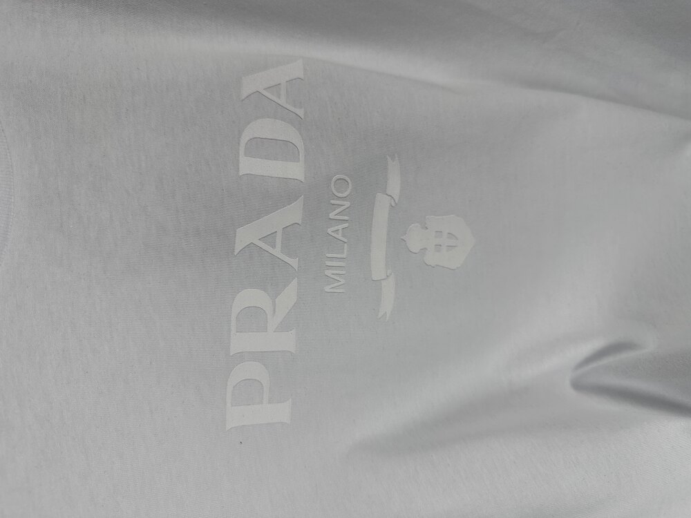 Prada logo unisex beyaz tişört
