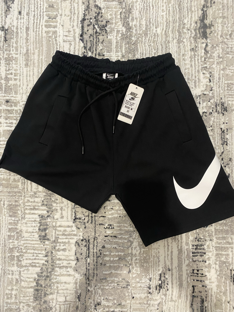 Siyah nike şort