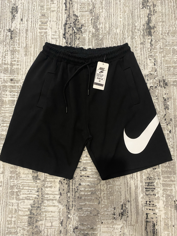 Siyah nike şort