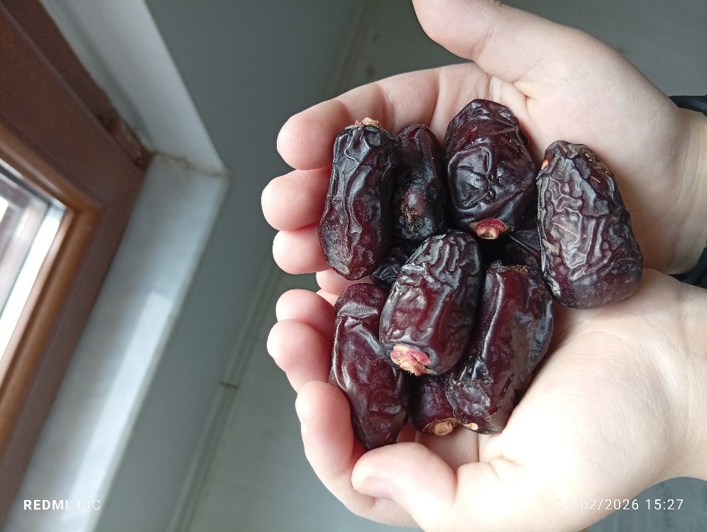 Kara Medine hurması