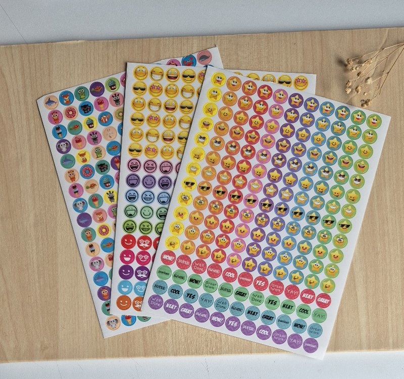 3 Sayfa Emojiler Sticker