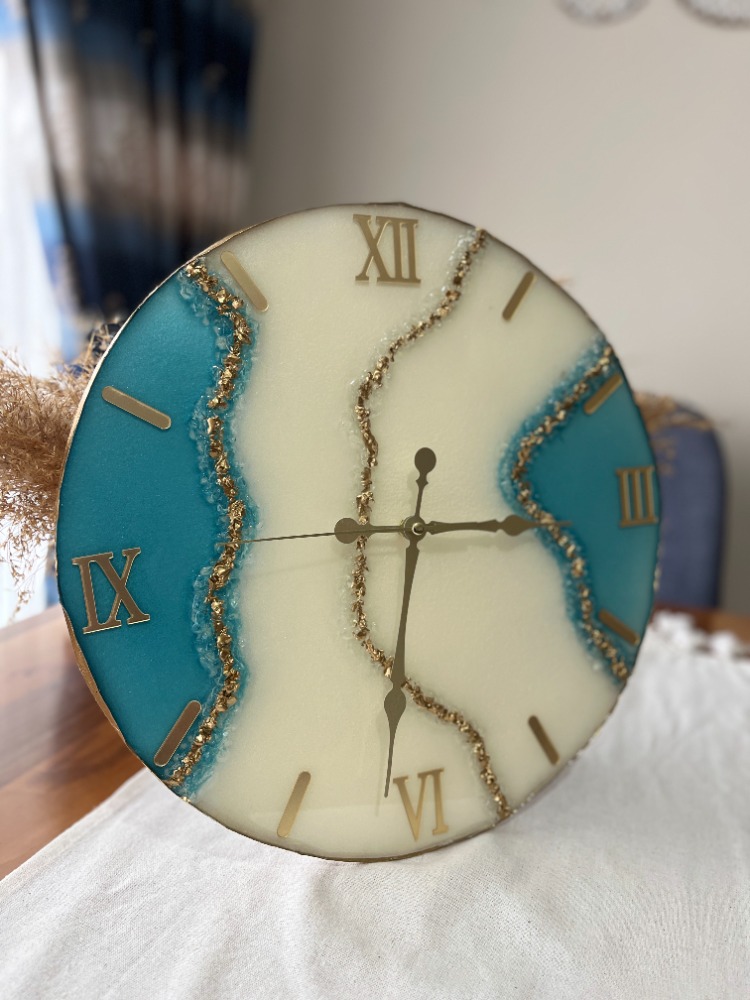 Dekoratif Mermer Desenli Duvar Saati – Gold Detaylı, 40 cm