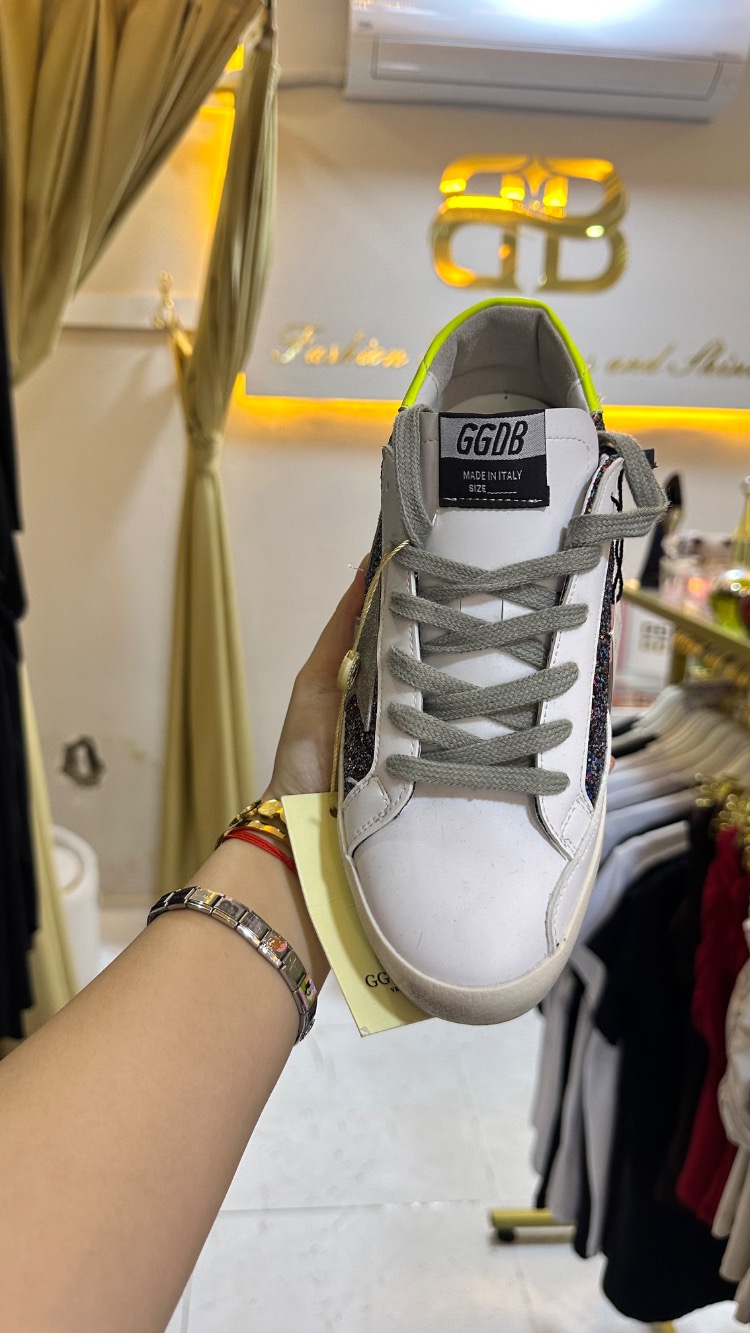 TAŞLI SNEAKER