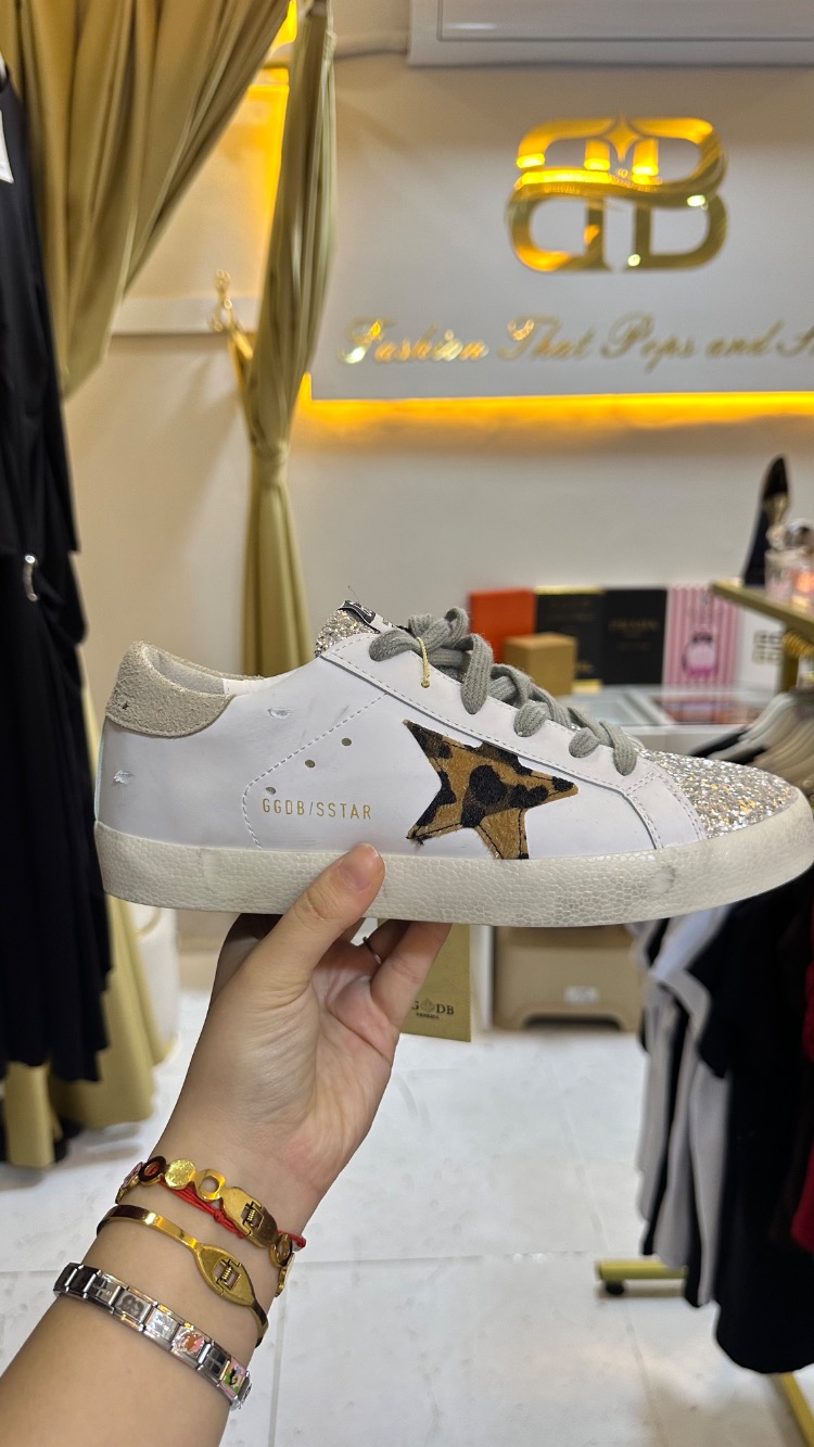 TAŞLI SNEAKER
