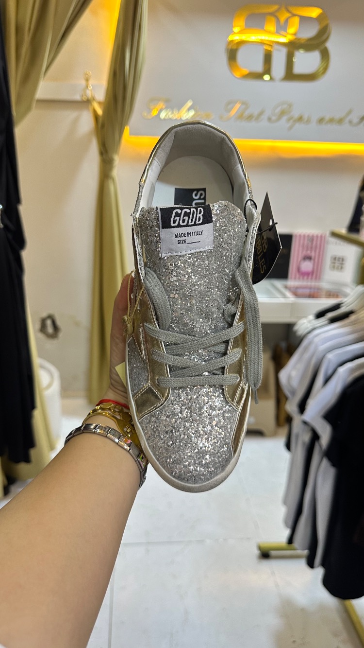 TAŞLI SNEAKER