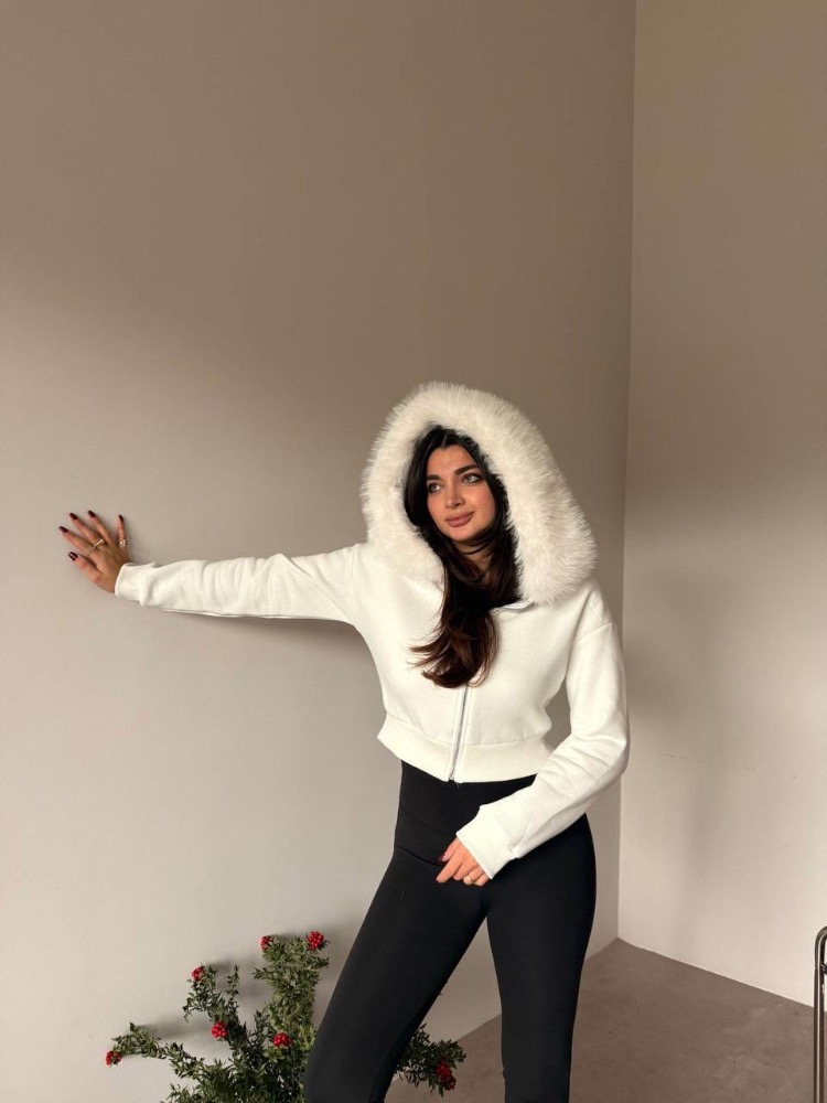 TÜYLÜ HIRKA