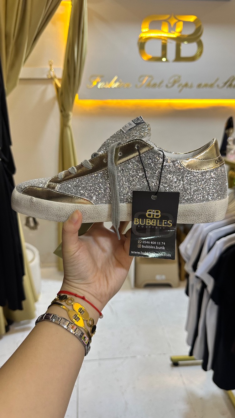 TAŞLI SNEAKER