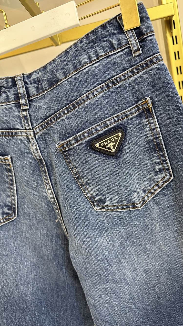 PRADA JEAN