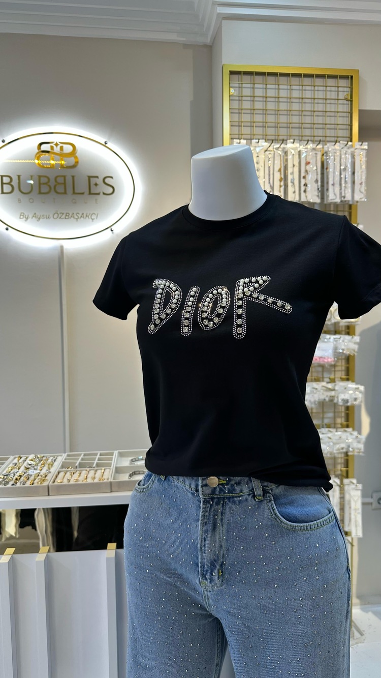 TİŞÖRT