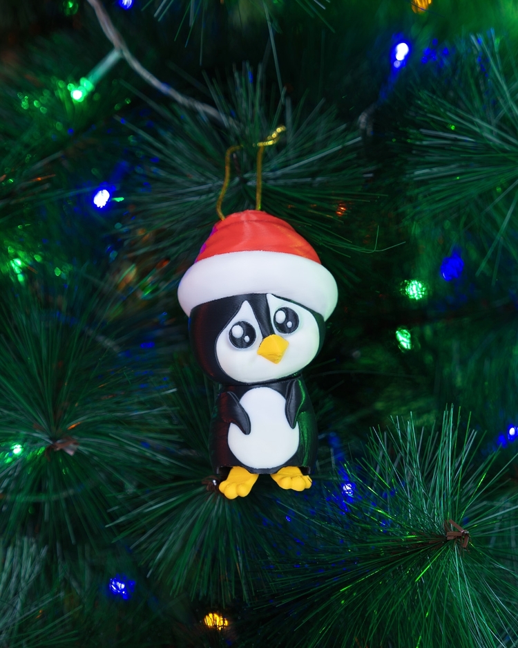 3D Baskı Penguen Yılbaşı Süsü | El Yapımı Noel Şapkalı Figür