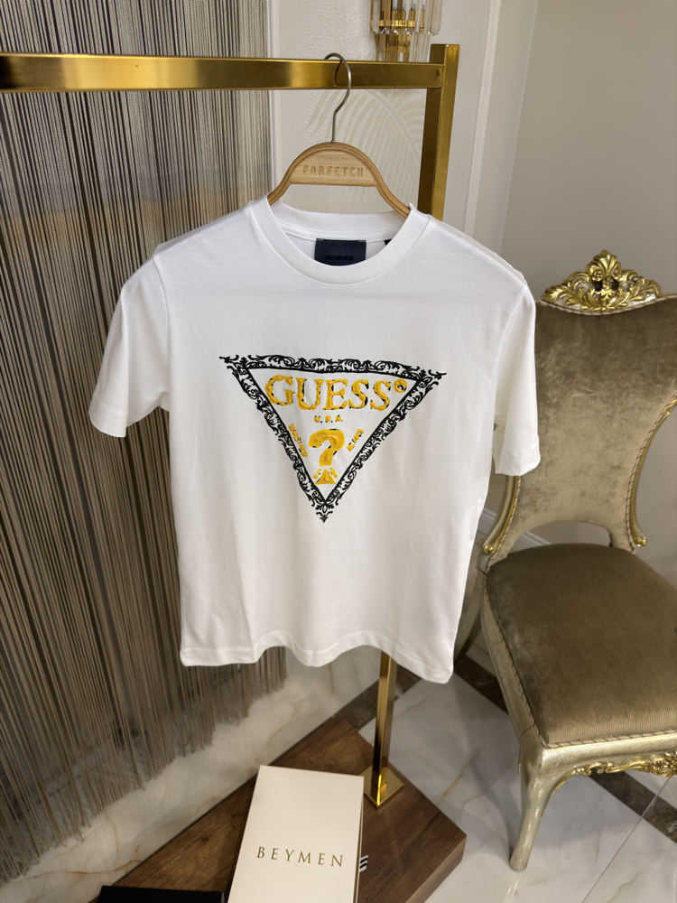 GUESS T-SHIRT