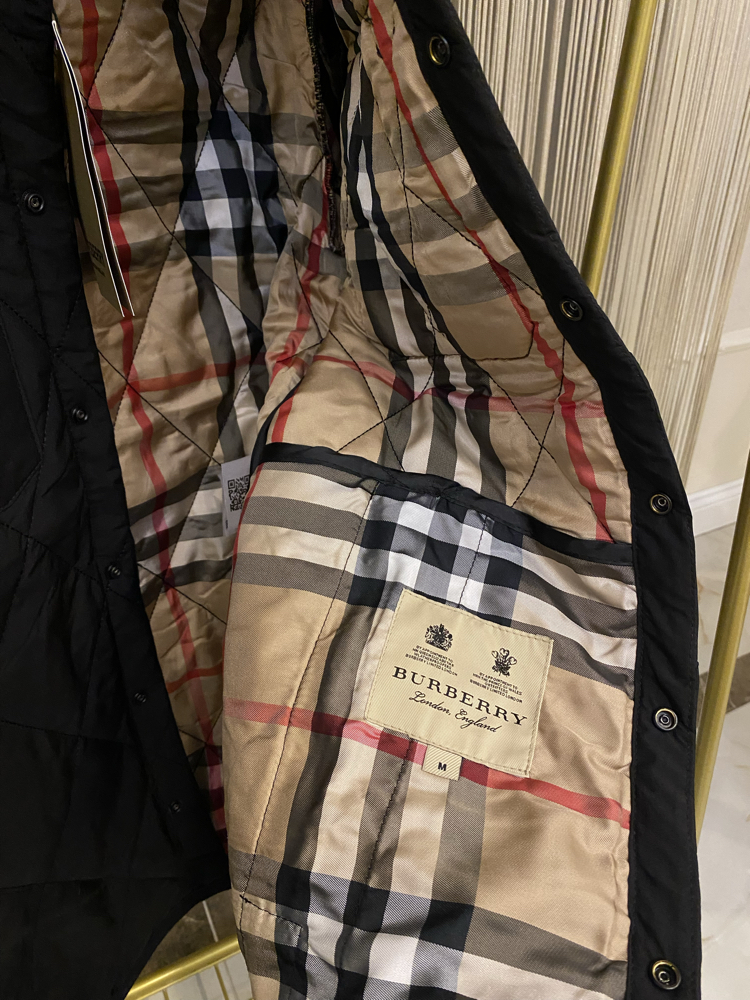 BURBERRY SİYAH CEKET