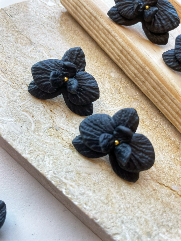 Orkide “Black “