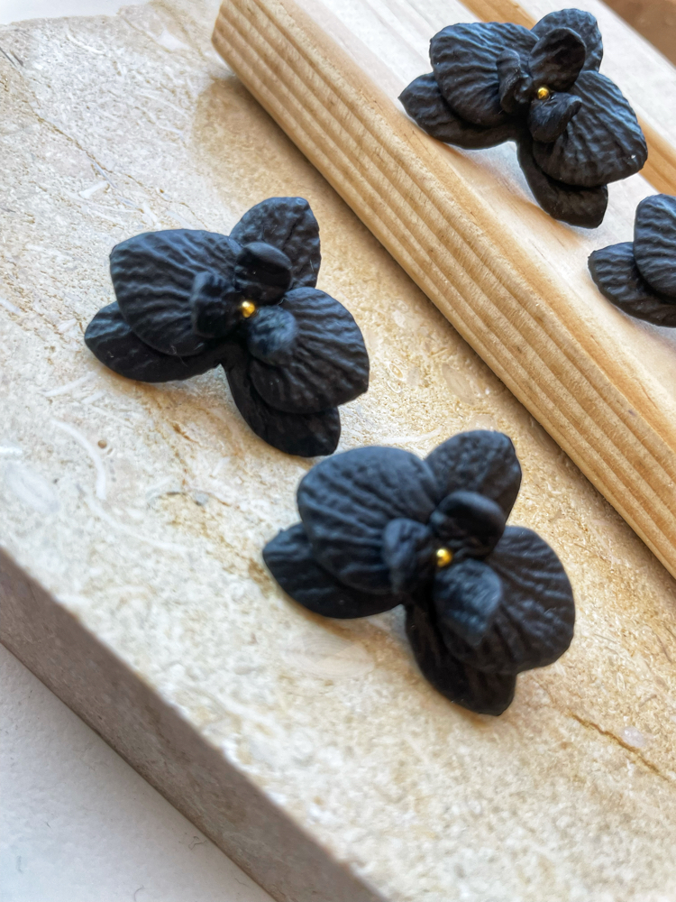 Orkide “Black “