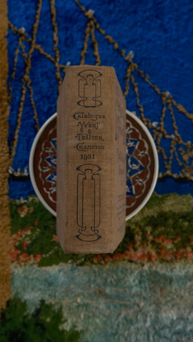 CATALOGUE PRIX COURANT DE TIMBRES POSTE- TRENTE TROISIEME EDITION-1932