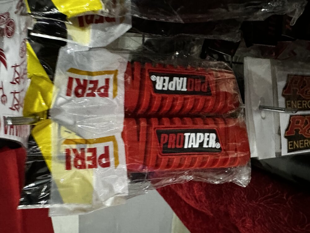 Sürücü Basamak Lastiği